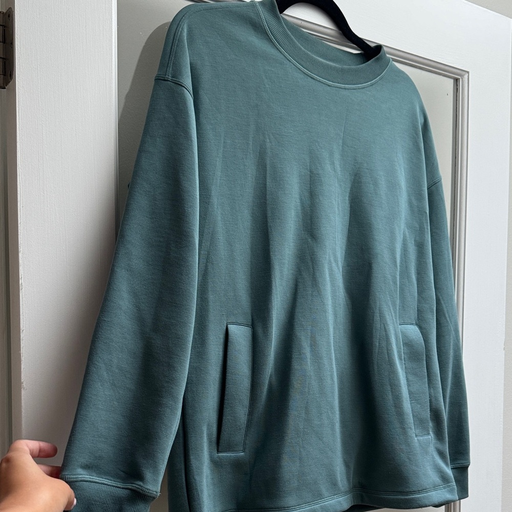 Mondetta Women's Crewneck Sweater in Teal